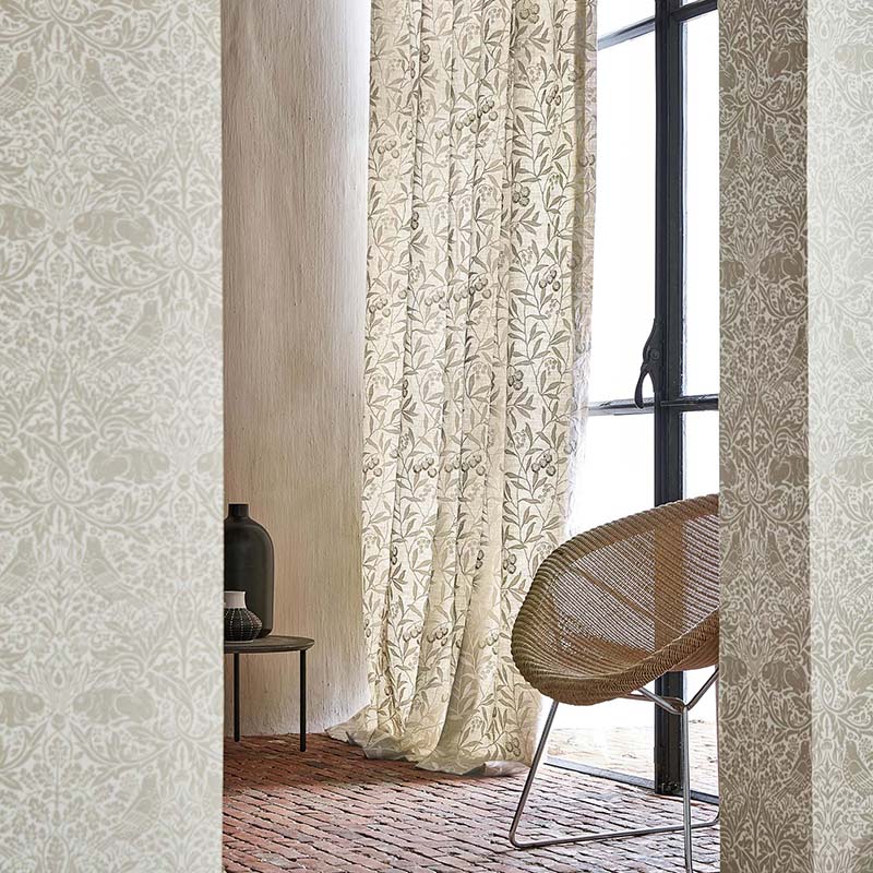 Pure Arbutus Embroidery 236618【生地】 – MORRISWORLD.jp